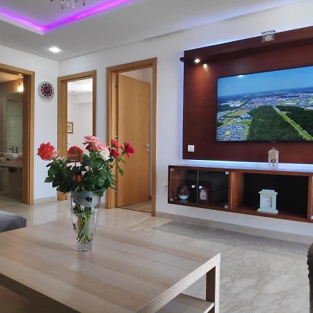 La Marina Luxury Apartment Fully Furnished Free Wifi, High Standard Residence, Amazing Prime Location Close To Restaurants, Transport, Beach And Bouregreg River Сейл Экстерьер фото